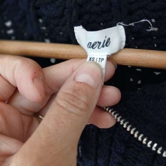 Aerie Cable Car Quarter Zip Sweater - Picture 5 of 8